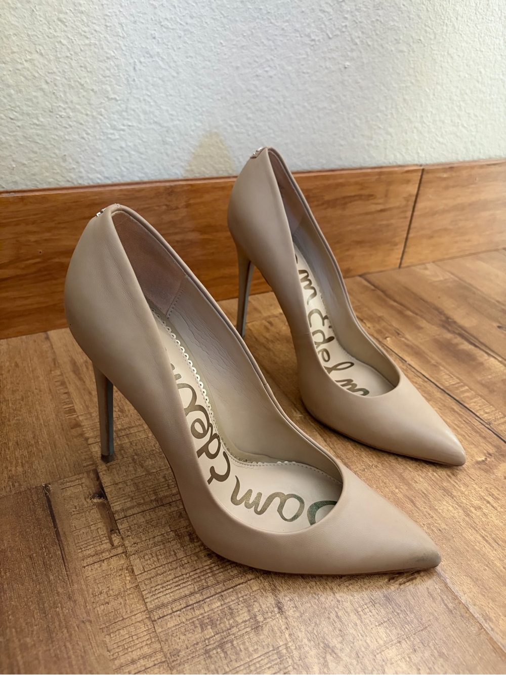Sam Edelman Beige Pointed-Toe Leather Stiletto Pumps